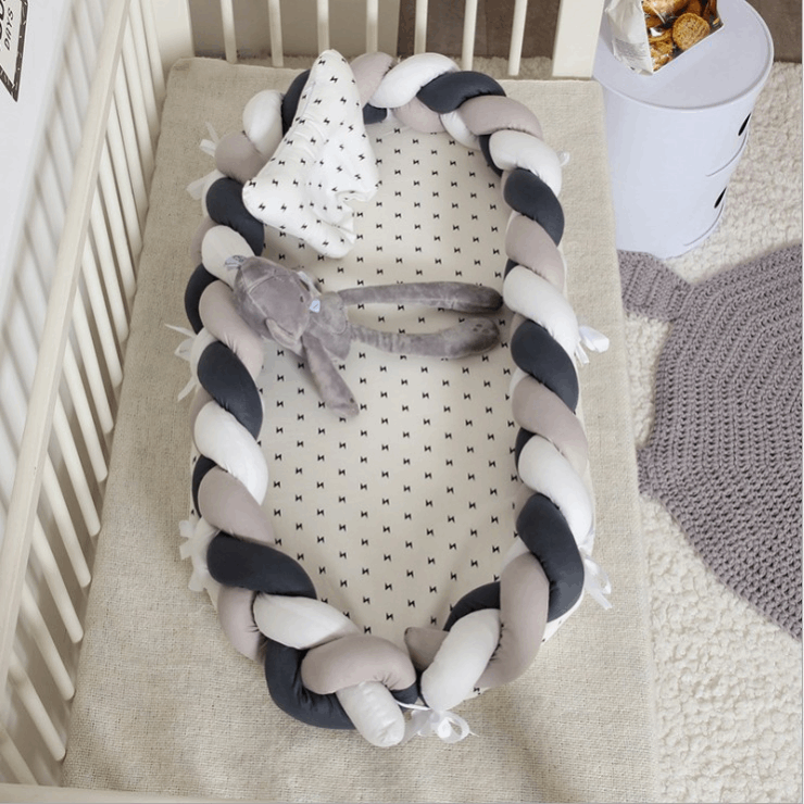 Portable cotton crib