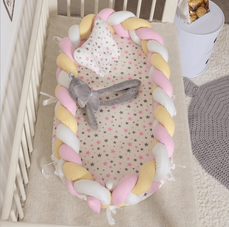 Portable cotton crib