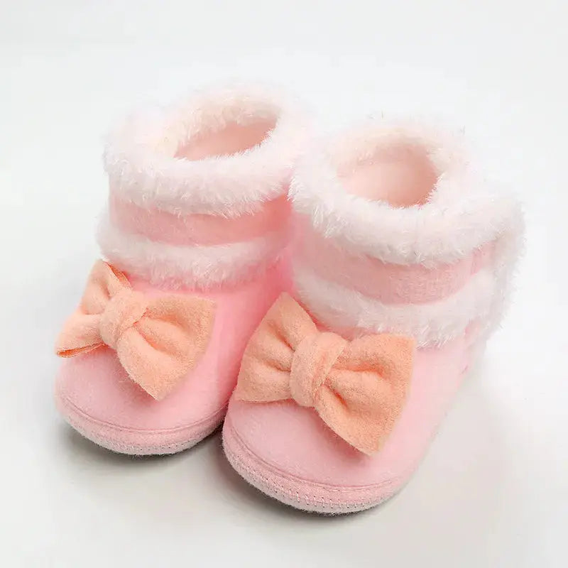 Comfort Newborn Snow Booties – Trendy Pompom Touch