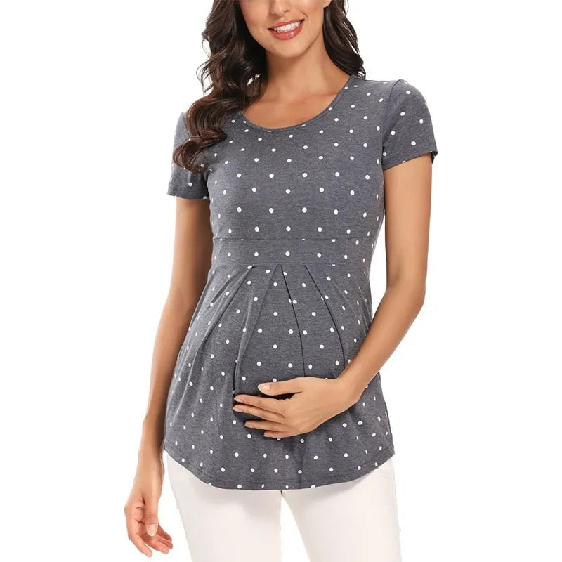 Maternity Tops for Elegant Ladies